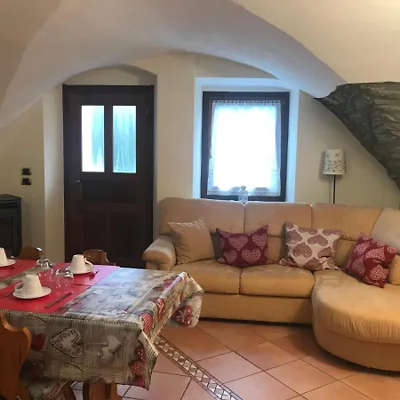 Maison Vailler * La Salle